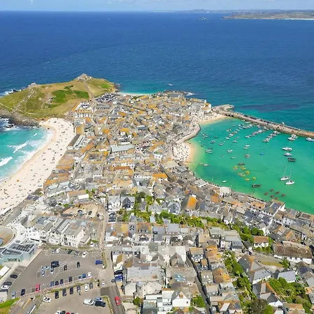 Seabreeze 3 - Seaview & Parking Apartment St Ives  Exterior photo